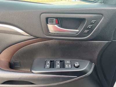 2019 Toyota Highlander Limited Platinum