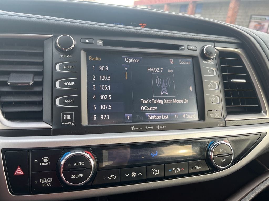 2019 Toyota Highlander Limited Platinum