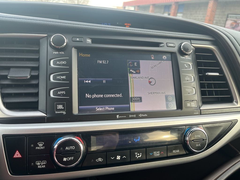 2019 Toyota Highlander Limited Platinum