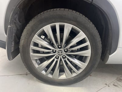 2020 Toyota Highlander Hybrid Platinum