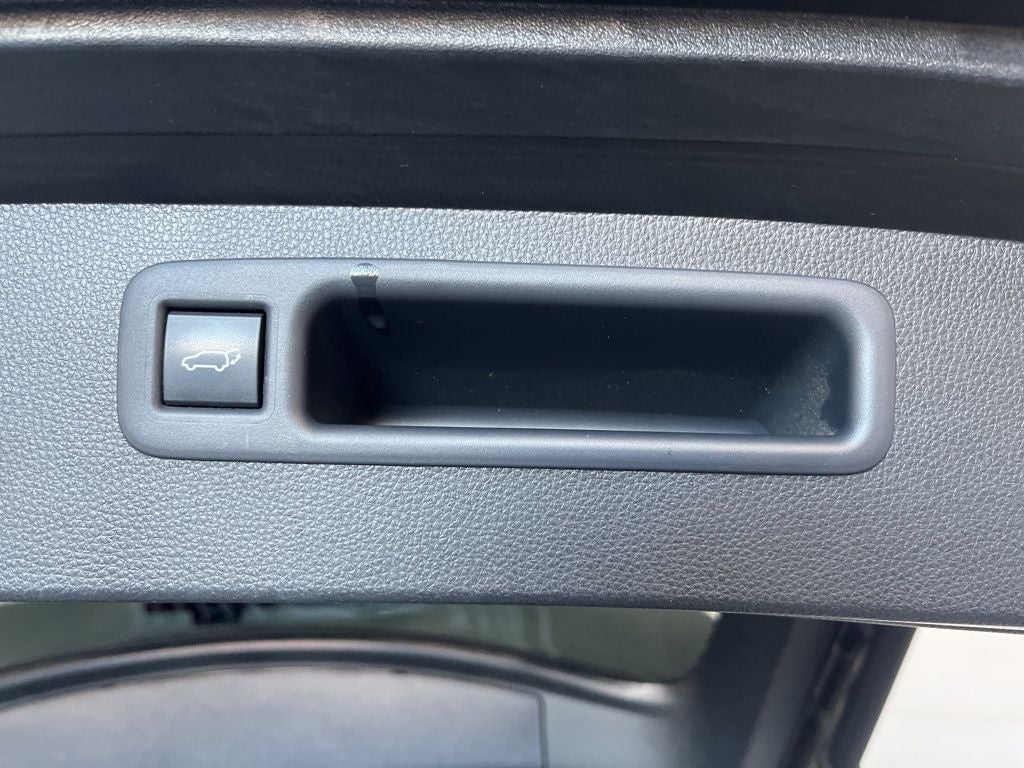 2020 Toyota Highlander Hybrid Platinum