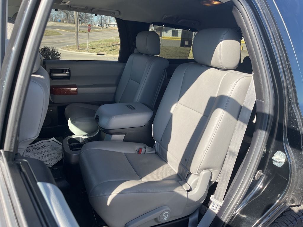2021 Toyota Sequoia Platinum