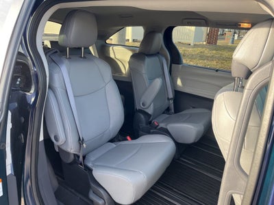 2024 Toyota Sienna XLE 7 Passenger