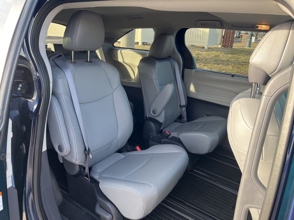 2024 Toyota Sienna XLE 7 Passenger