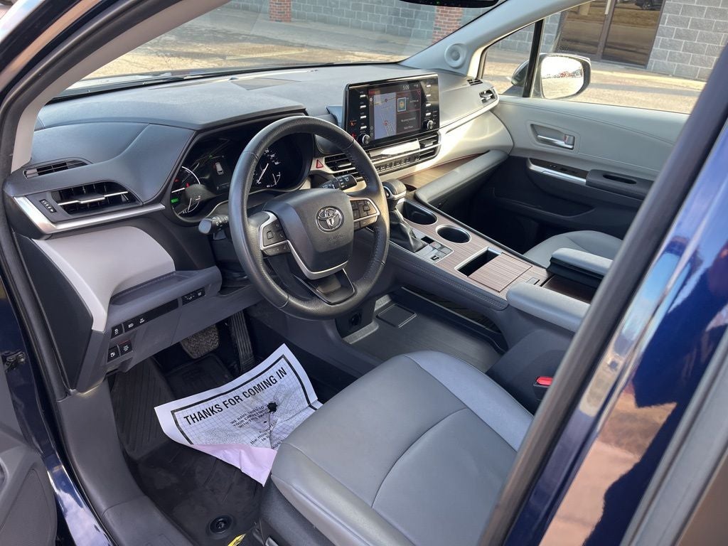2024 Toyota Sienna XLE 7 Passenger