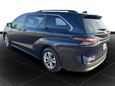 2024 Toyota Sienna XLE 7 Passenger