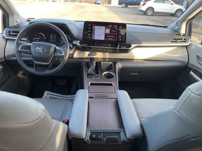 2024 Toyota Sienna XLE 7 Passenger
