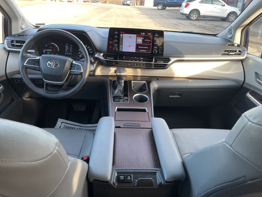 2024 Toyota Sienna XLE 7 Passenger