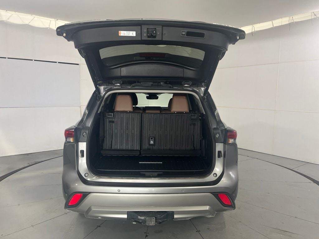 2025 Toyota Highlander Hybrid Limited 25th Edition