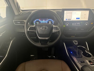 2025 Toyota Highlander Hybrid Limited 25th Edition