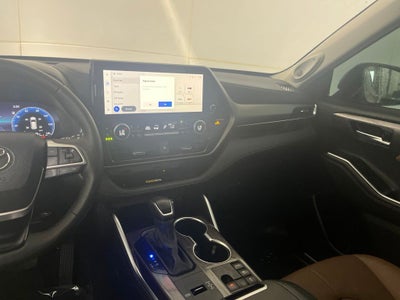 2025 Toyota Highlander Hybrid Limited 25th Edition