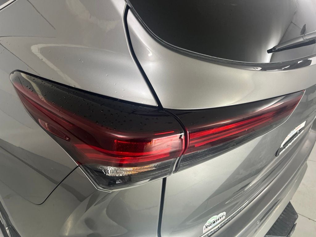 2025 Toyota Highlander Hybrid Limited 25th Edition