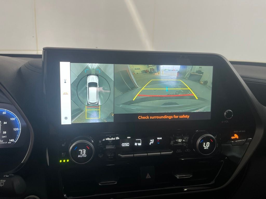 2025 Toyota Highlander Hybrid Limited 25th Edition