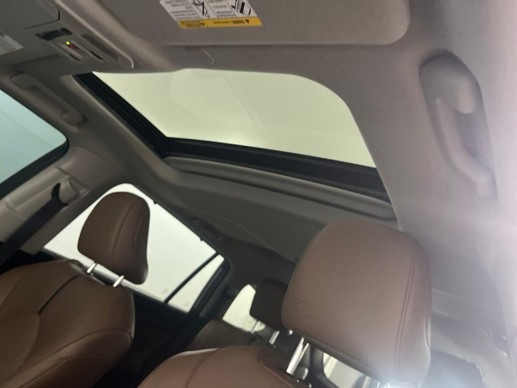 2025 Toyota Highlander Hybrid Limited 25th Edition