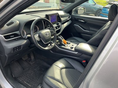 2023 Toyota Highlander XSE