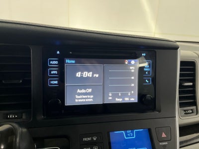 2017 Toyota Sienna XLE 7 Passenger