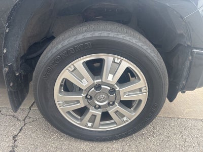 2017 Toyota Tundra Platinum 5.7L V8