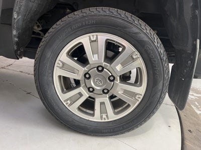 2017 Toyota Tundra Platinum 5.7L V8