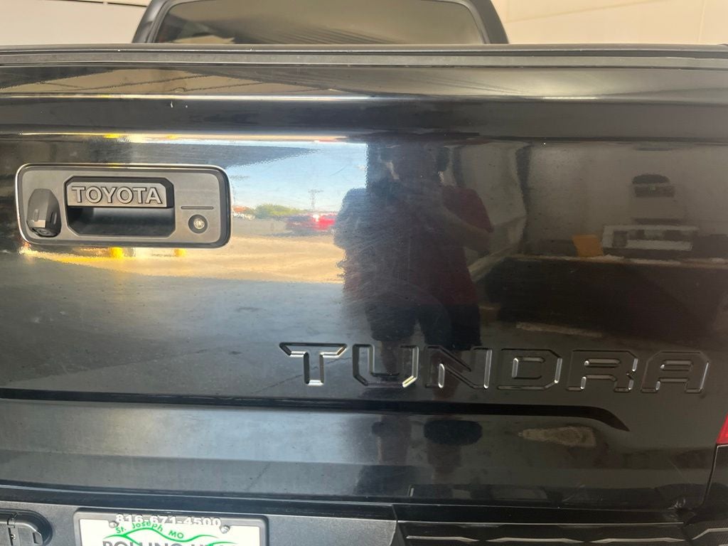 2016 Toyota Tundra SR5