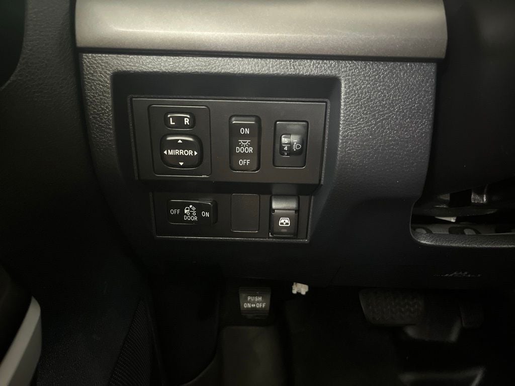 2016 Toyota Tundra SR5
