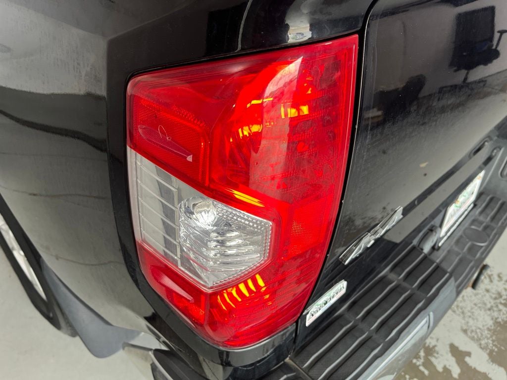 2017 Toyota Tundra SR5