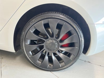 2023 Tesla Model 3 Performance