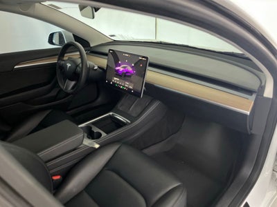 2023 Tesla Model 3 Performance