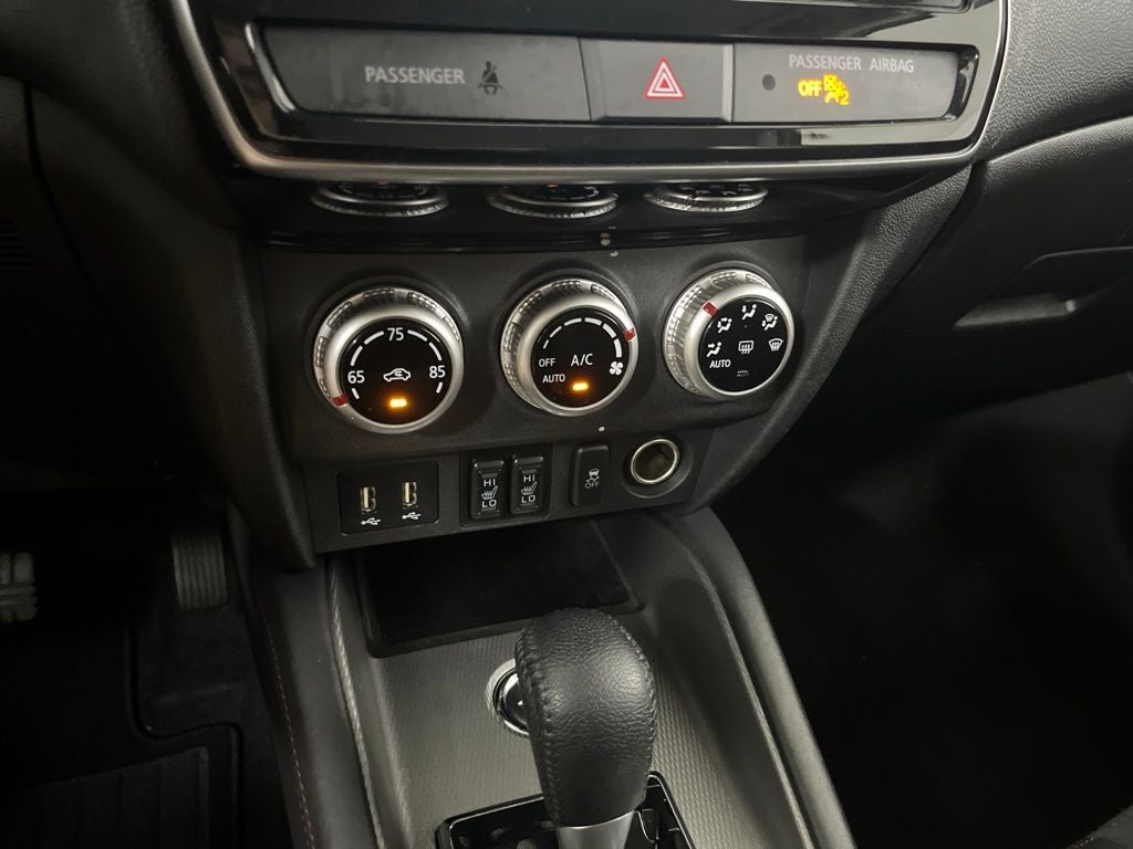 2025 Mitsubishi Outlander Sport 2.0 SE