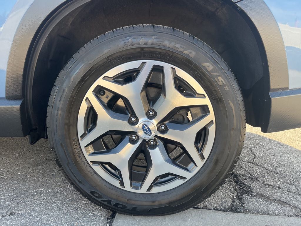 2023 Subaru Forester Premium