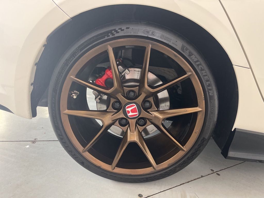 2023 Honda Civic Type R Base