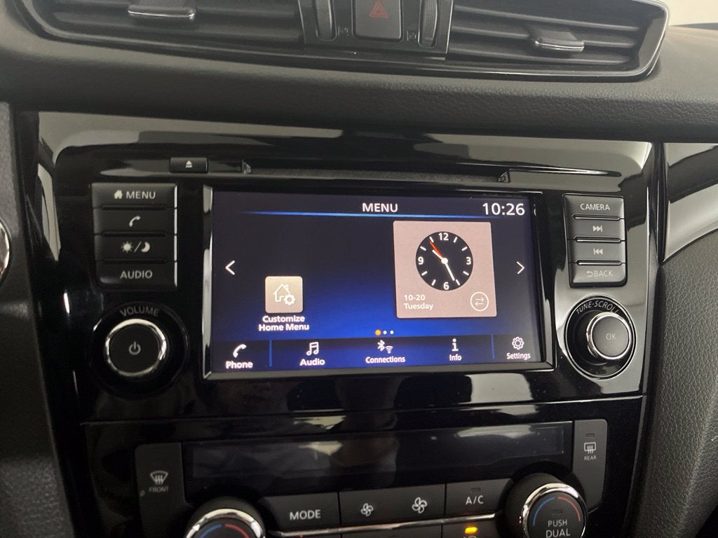 2022 Nissan Rogue Sport SV