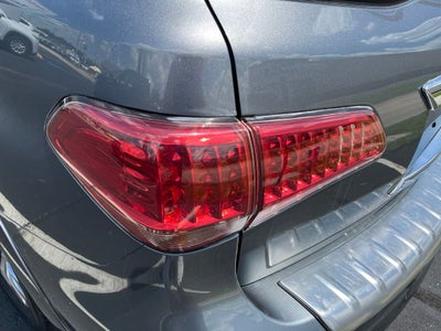 2017 INFINITI QX80 Base