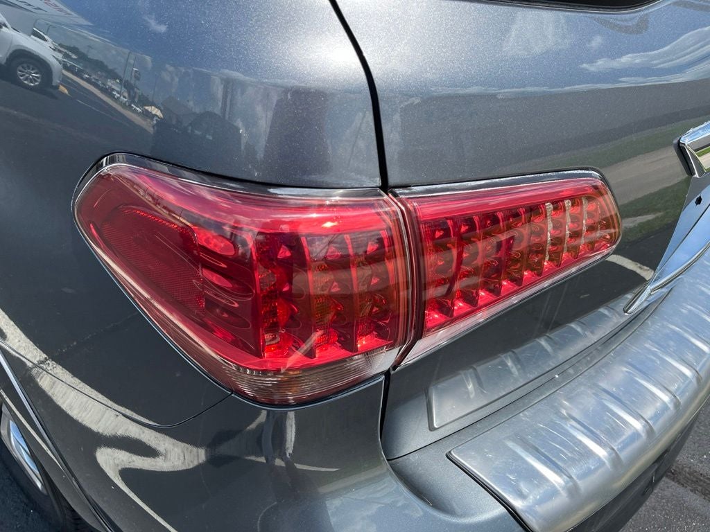 2017 INFINITI QX80 Base