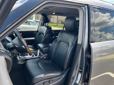 2017 INFINITI QX80 Base