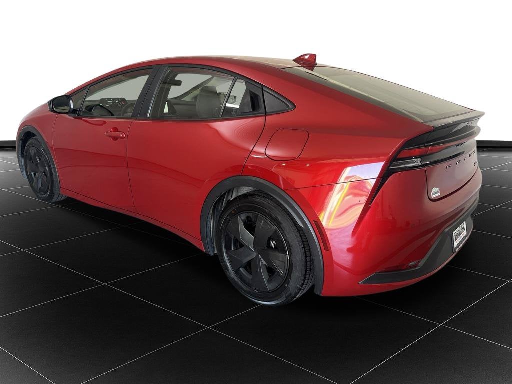 2025 Toyota Prius LE