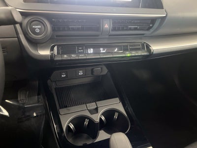 2025 Toyota Prius LE