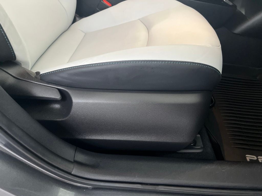 2021 Toyota Prius XLE AWD-e