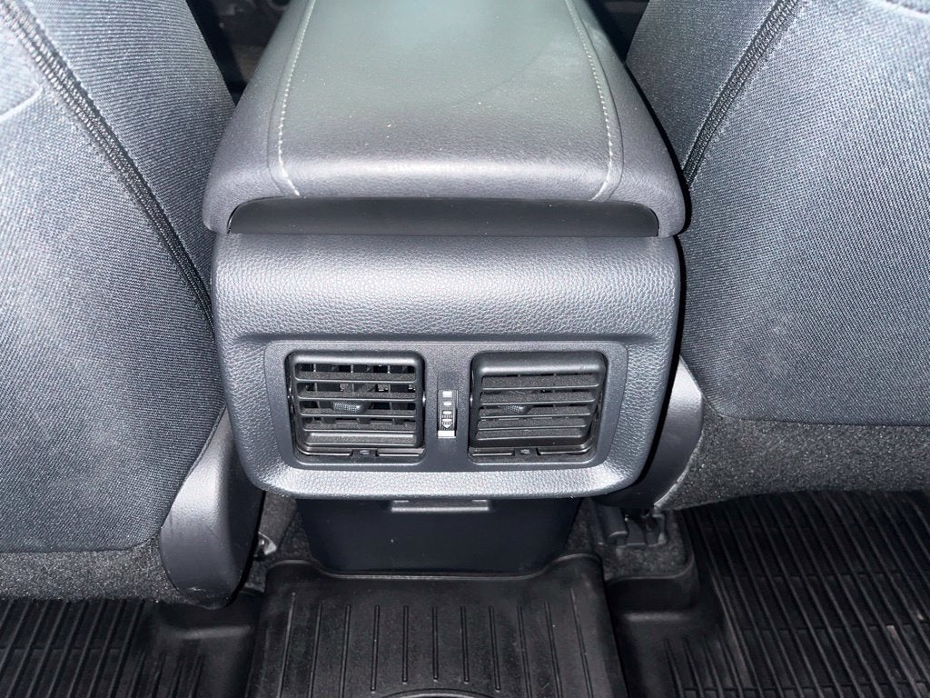 2024 Toyota Venza LE