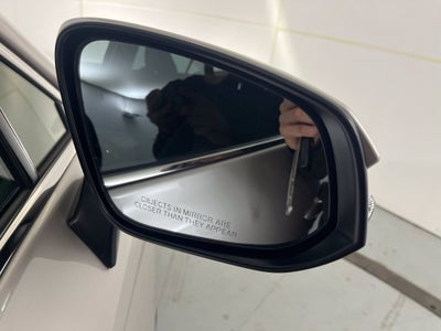 2024 Toyota Venza LE
