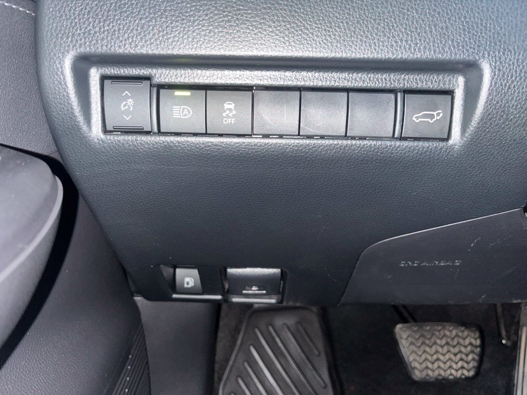 2024 Toyota Venza LE