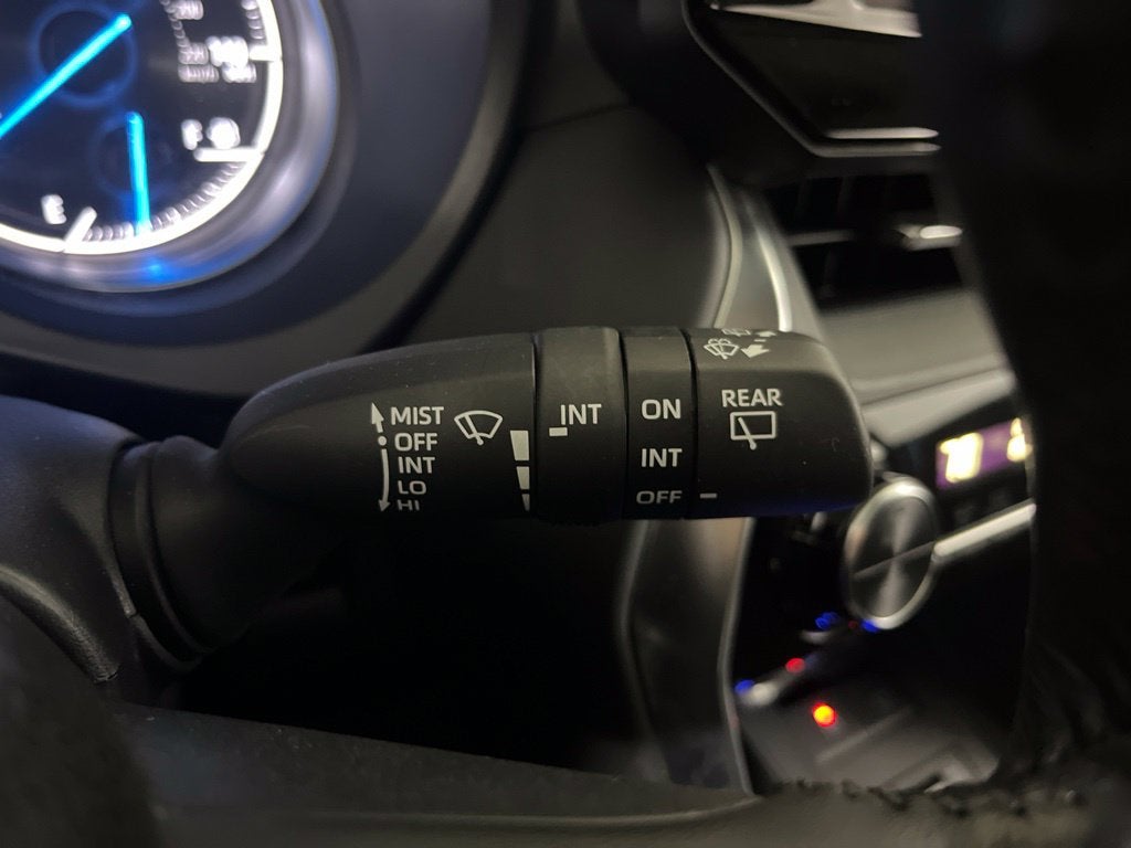 2024 Toyota Venza LE