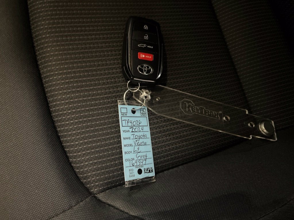 2024 Toyota Venza LE