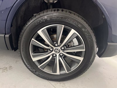 2024 Toyota Venza LE