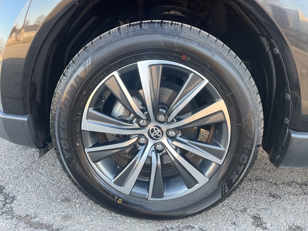 2021 Toyota Venza LE