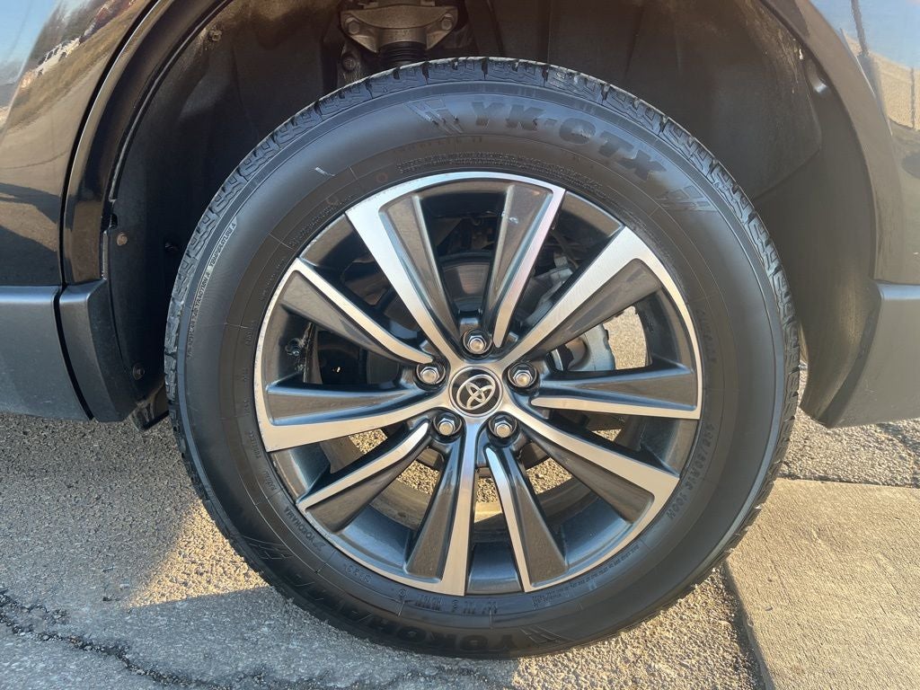 2021 Toyota Venza LE