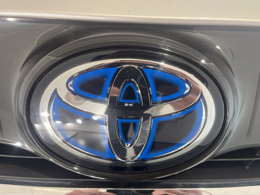 2024 Toyota Venza LE