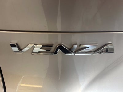 2024 Toyota Venza LE