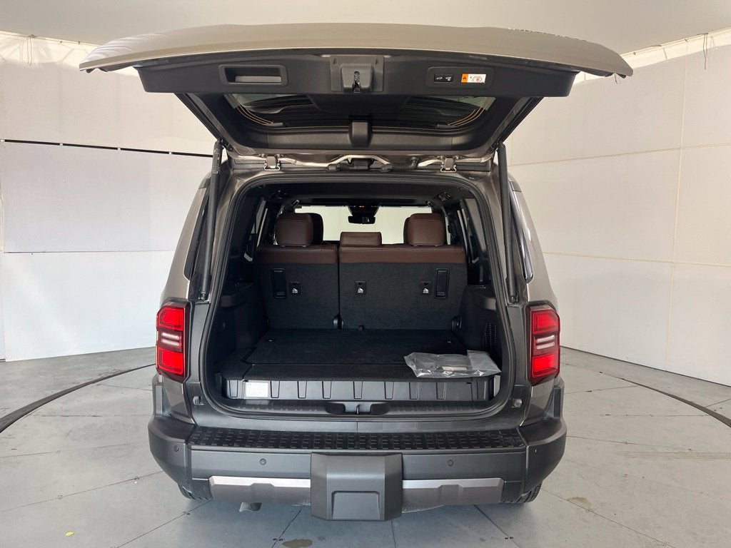 2027 Toyota Land Cruiser Base