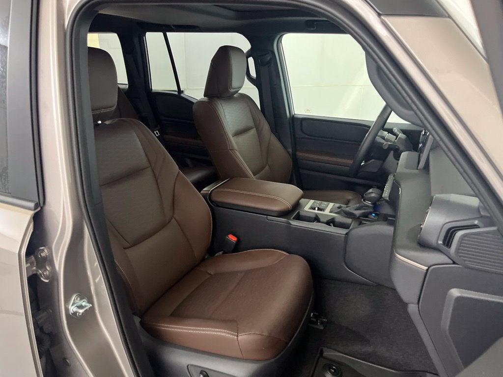 2027 Toyota Land Cruiser Base