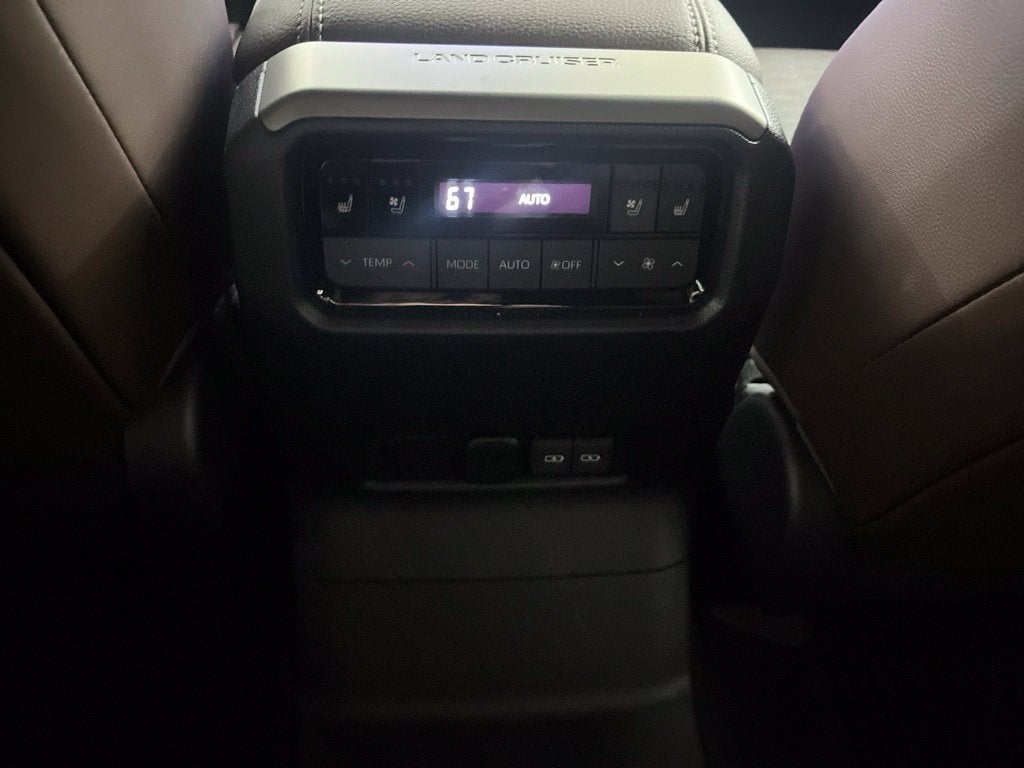 2027 Toyota Land Cruiser Base